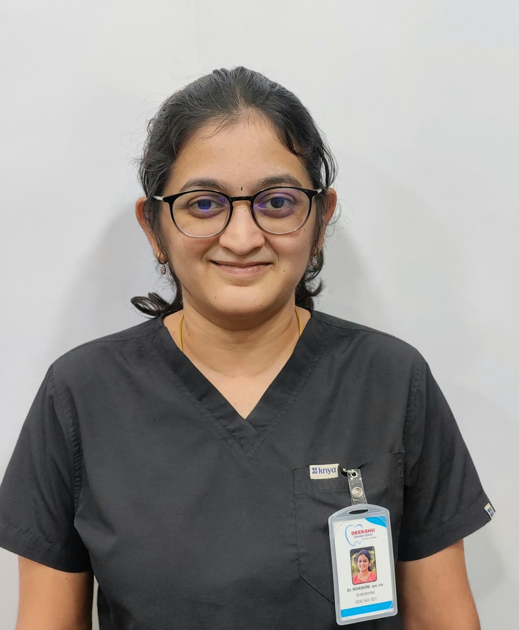 Dr. Nivashi - Endodontist